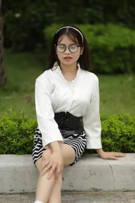 Image representing Giọt Sáp Nóng Bỏng Trên Da Em — Đáng khám phá